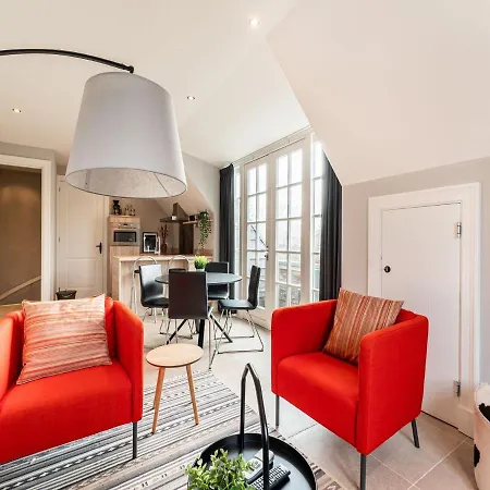 Apartment Enticing In With Garden *